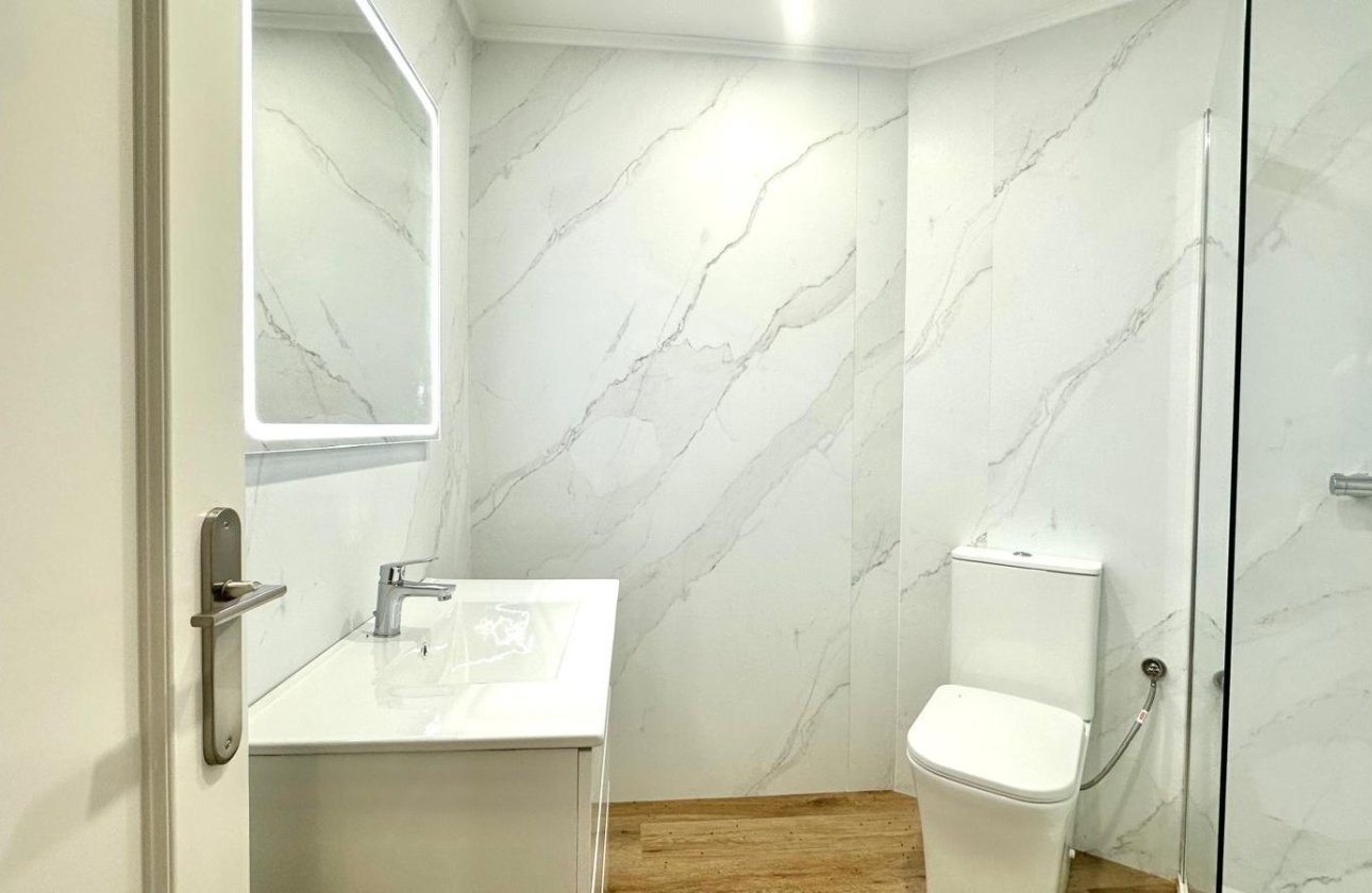 Herverkoop - Appartement -
Torrevieja - La Mata Pueblo