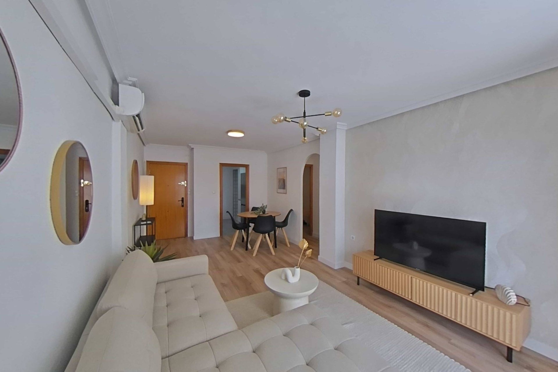 Herverkoop - Appartement -
Torrevieja - La Mata Pueblo