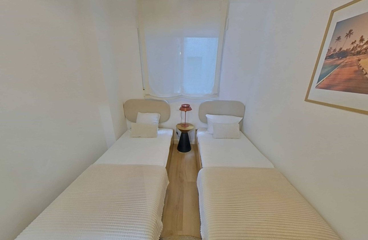 Herverkoop - Appartement -
Torrevieja - La Mata Pueblo