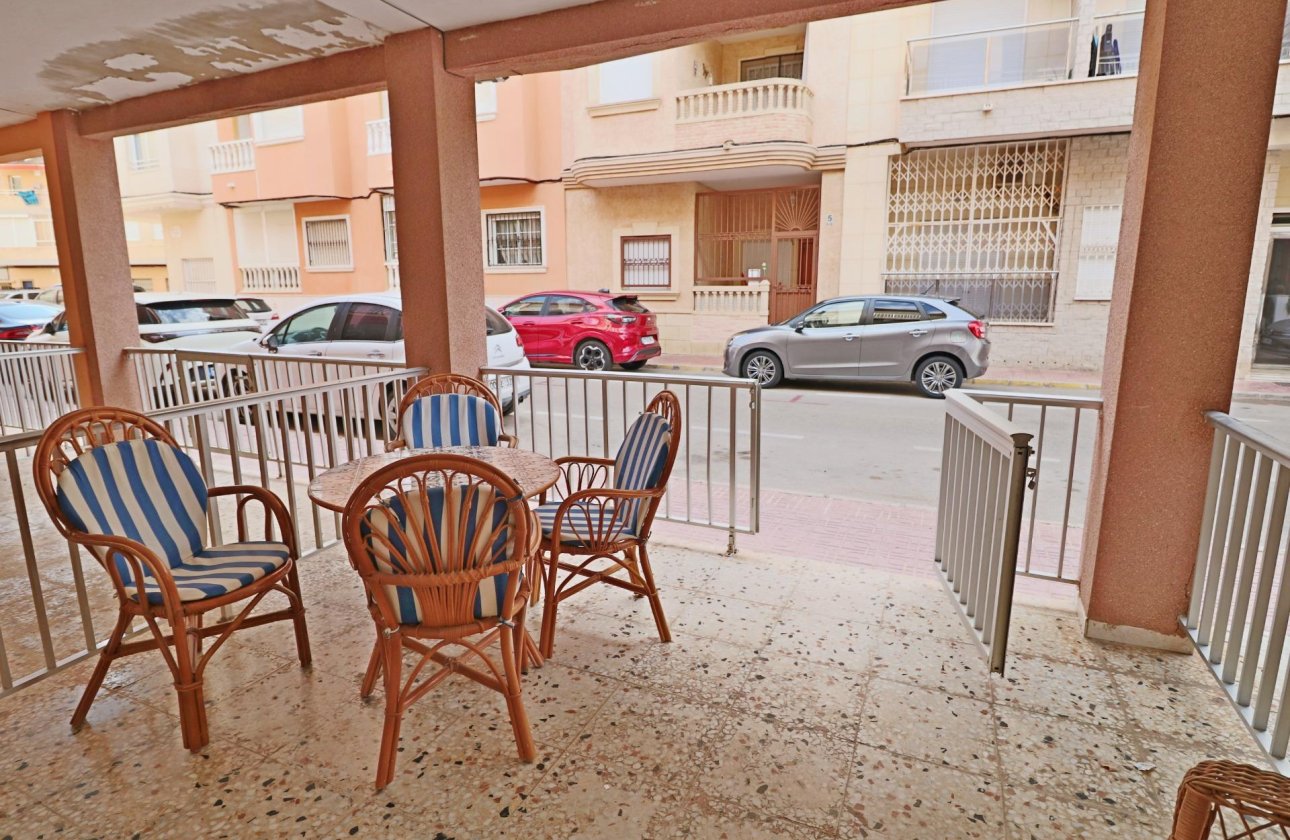 Herverkoop - Appartement -
Torrevieja - La Mata Pueblo