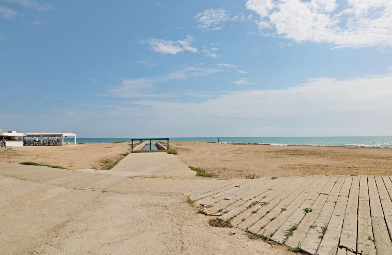 Herverkoop - Appartement -
Torrevieja - La Mata Pueblo