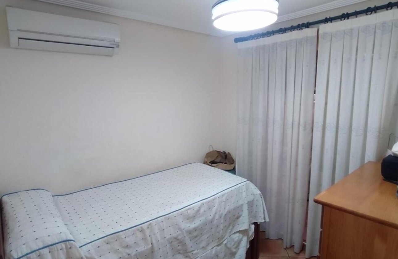 Herverkoop - Appartement -
Torrevieja - La Mata