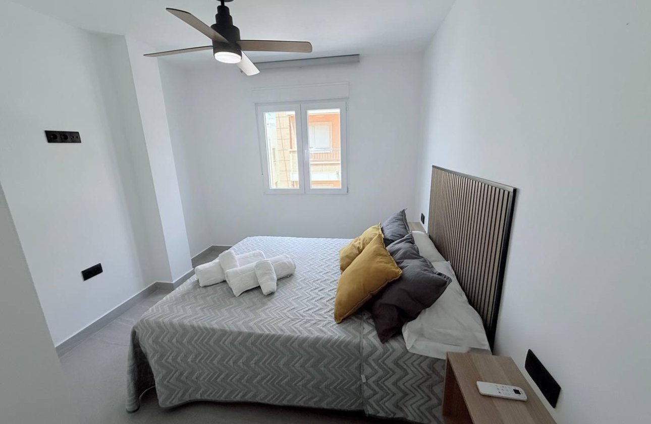 Herverkoop - Appartement -
Torrevieja - La Mata