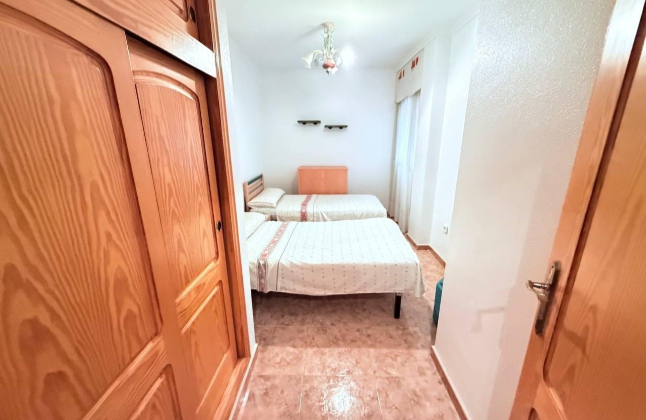 Herverkoop - Appartement -
Torrevieja - La Mata