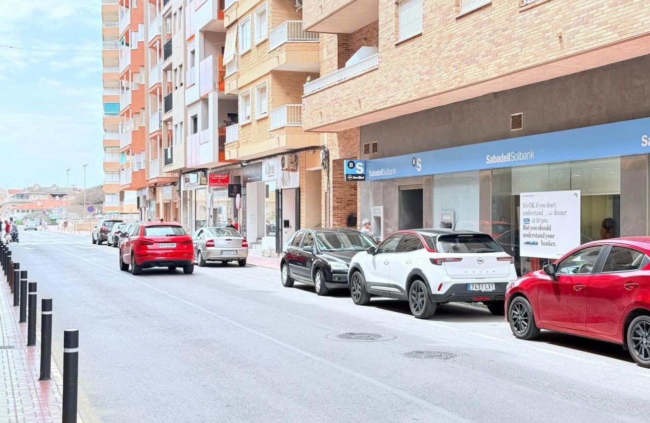 Herverkoop - Appartement -
Torrevieja - La Mata