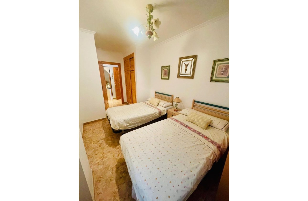 Herverkoop - Appartement -
Torrevieja - La Mata