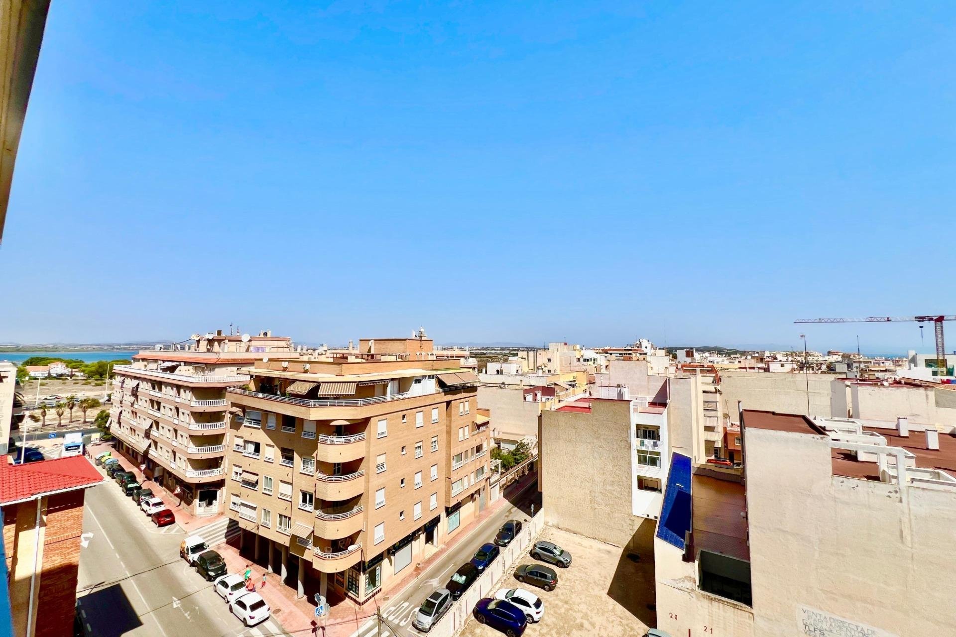 Herverkoop - Appartement -
Torrevieja - La Mata