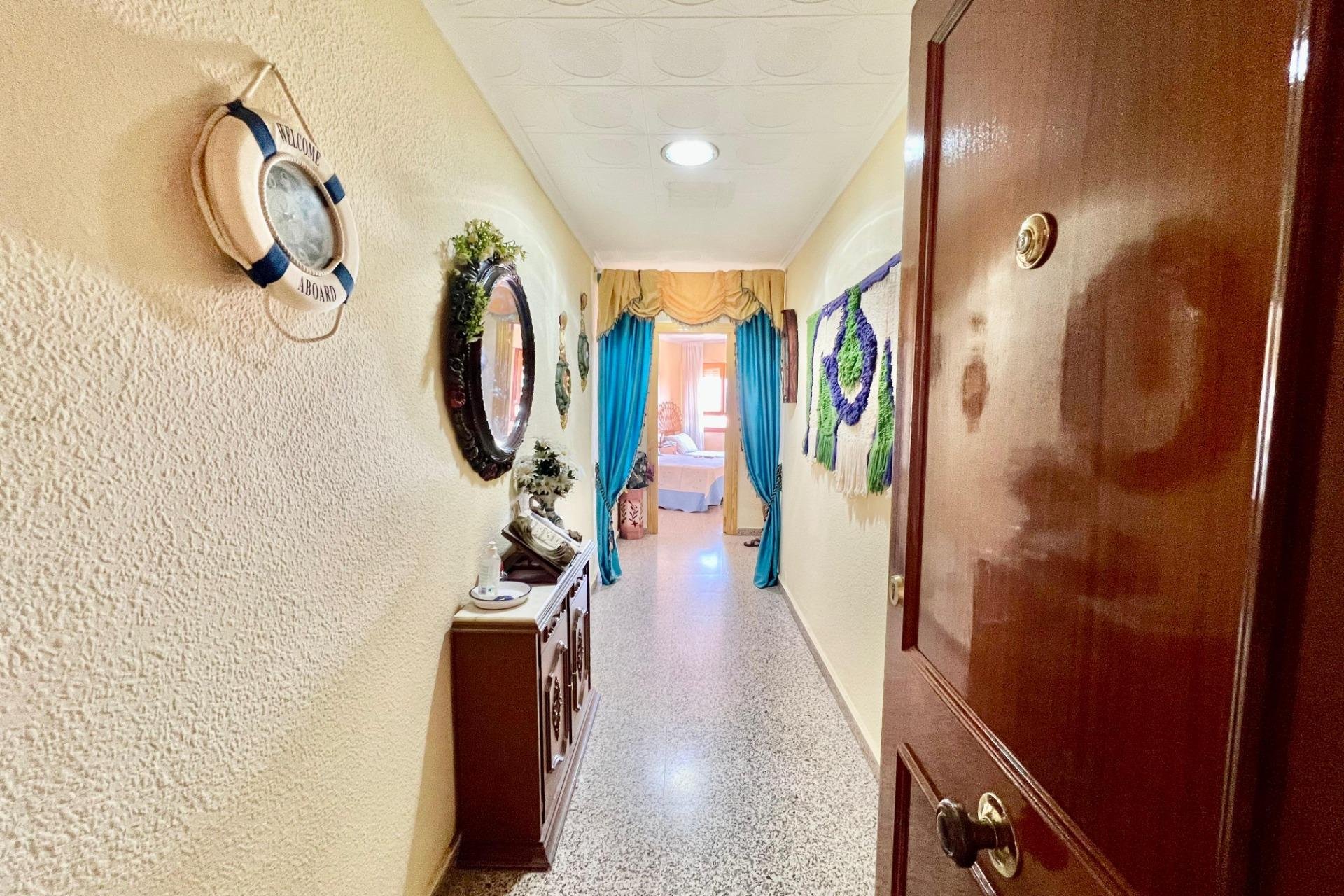 Herverkoop - Appartement -
Torrevieja - La Mata