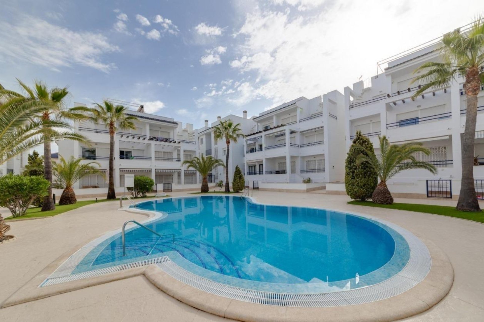 Herverkoop - Appartement -
Torrevieja - La Veleta