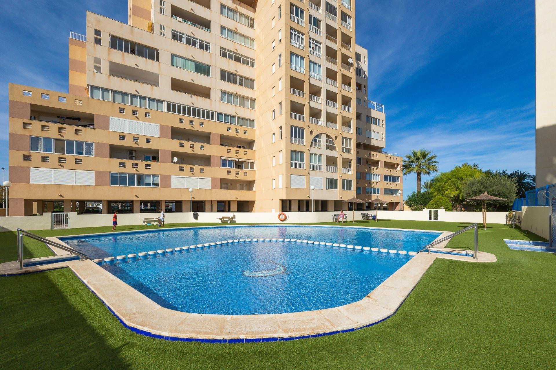 Herverkoop - Appartement -
Torrevieja - La Veleta