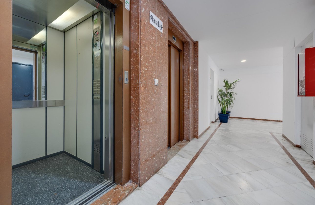 Herverkoop - Appartement -
Torrevieja - La Veleta