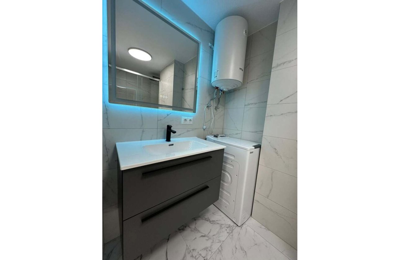 Herverkoop - Appartement -
Torrevieja - La Veleta