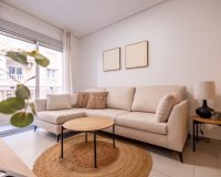 Herverkoop - Appartement -
Torrevieja - Las Calas