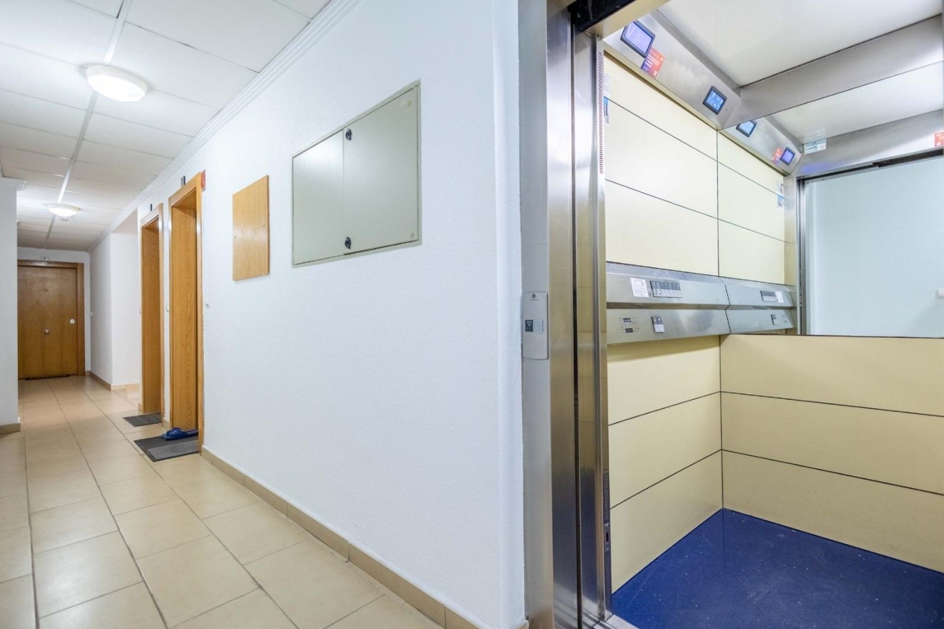 Herverkoop - Appartement -
Torrevieja - Las Calas