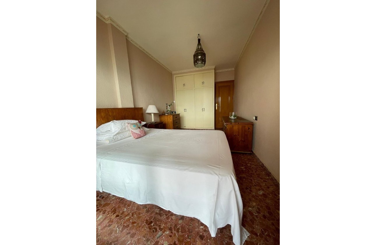 Herverkoop - Appartement -
Torrevieja - Las Piscinas Naturales