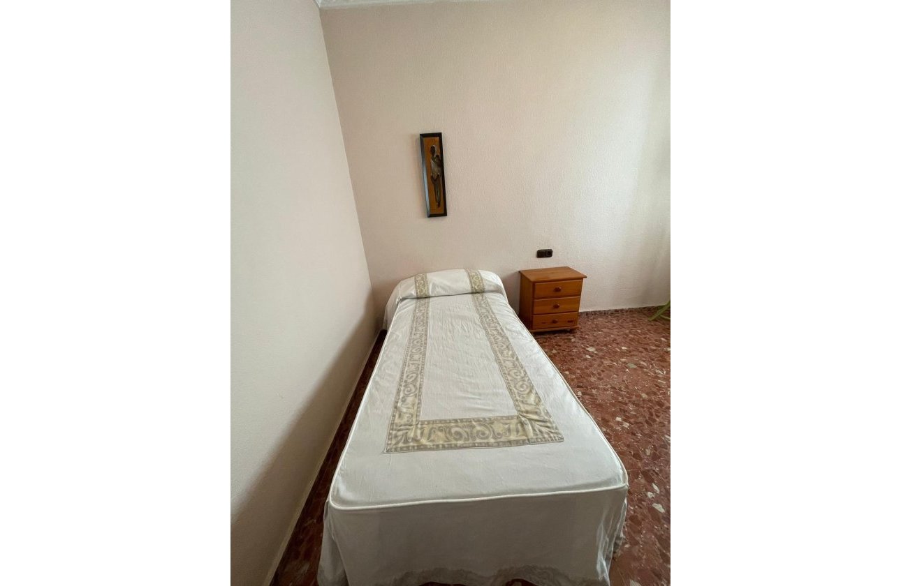 Herverkoop - Appartement -
Torrevieja - Las Piscinas Naturales