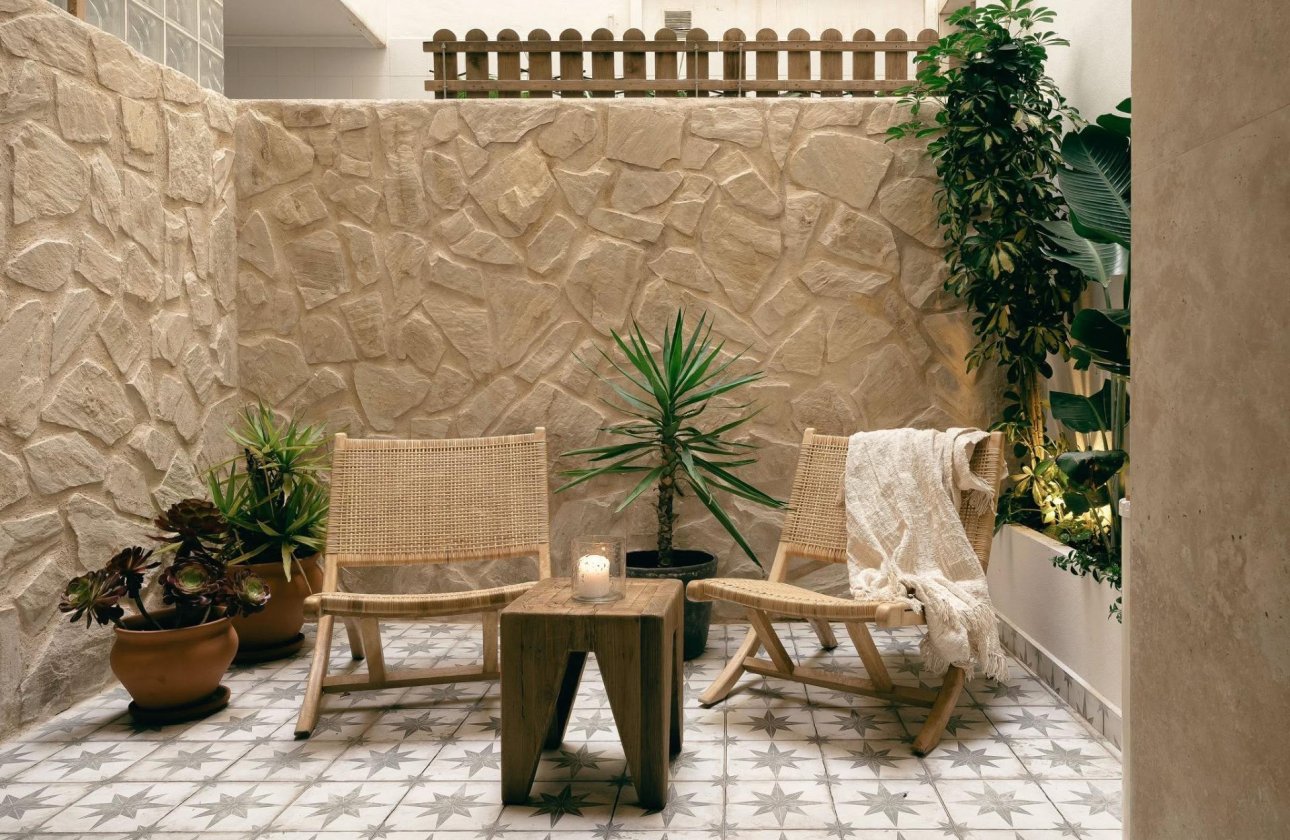 Herverkoop - Appartement -
Torrevieja - Las Piscinas Naturales
