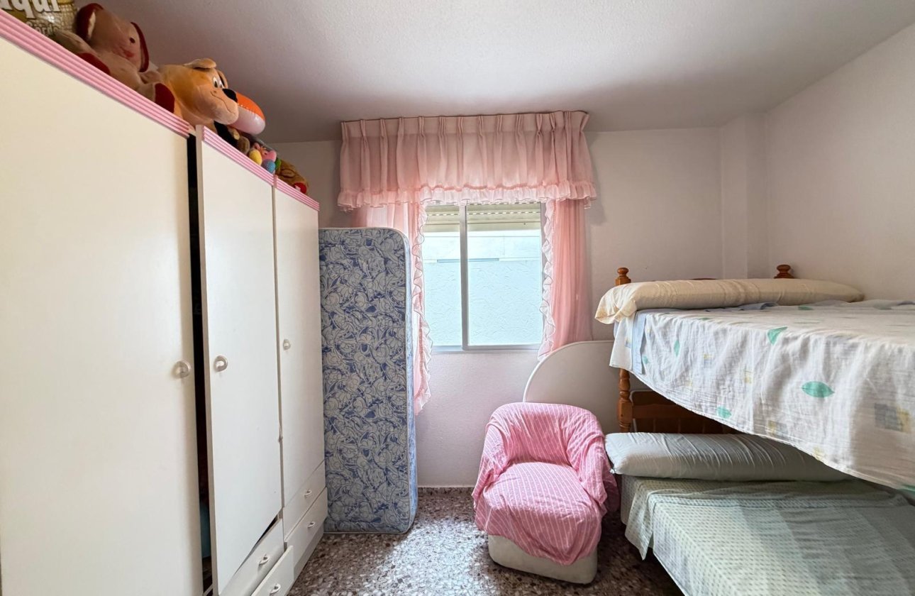Herverkoop - Appartement -
Torrevieja - Las Piscinas Naturales