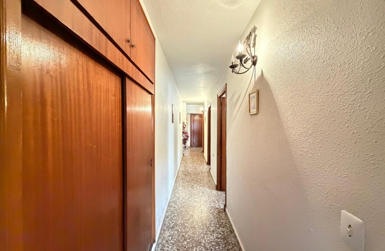 Herverkoop - Appartement -
Torrevieja - Las Piscinas Naturales