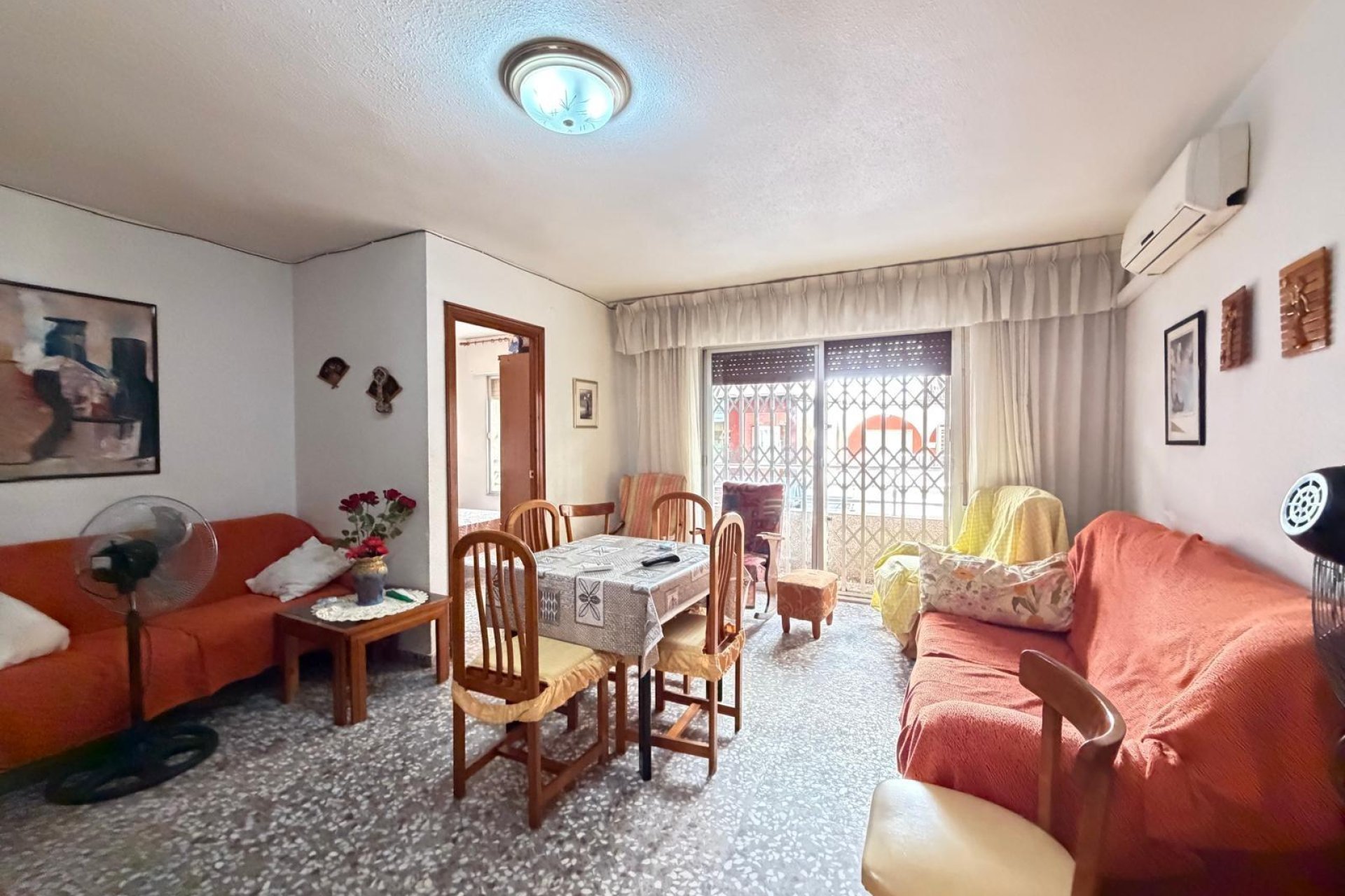 Herverkoop - Appartement -
Torrevieja - Las Piscinas Naturales