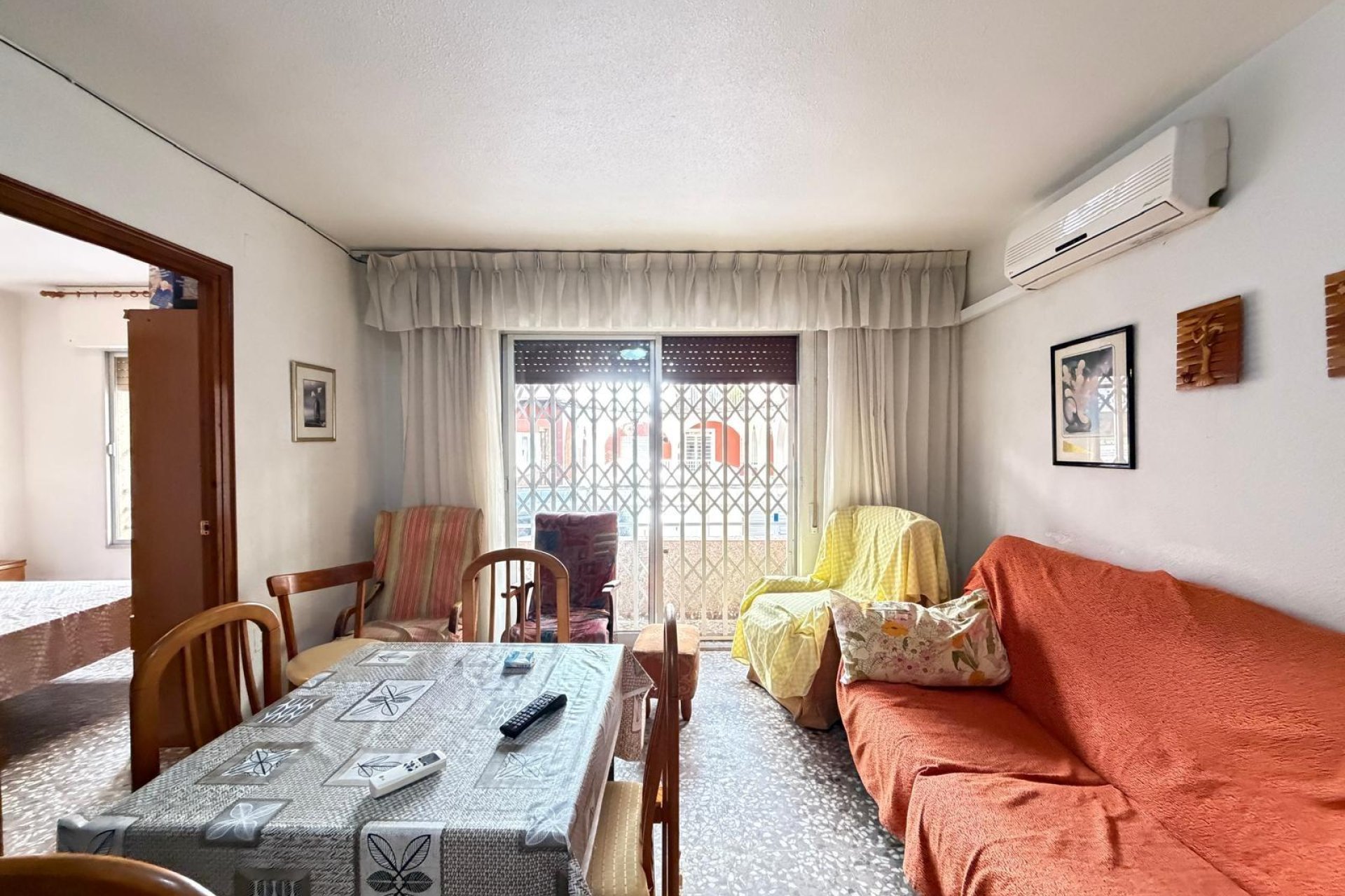 Herverkoop - Appartement -
Torrevieja - Las Piscinas Naturales