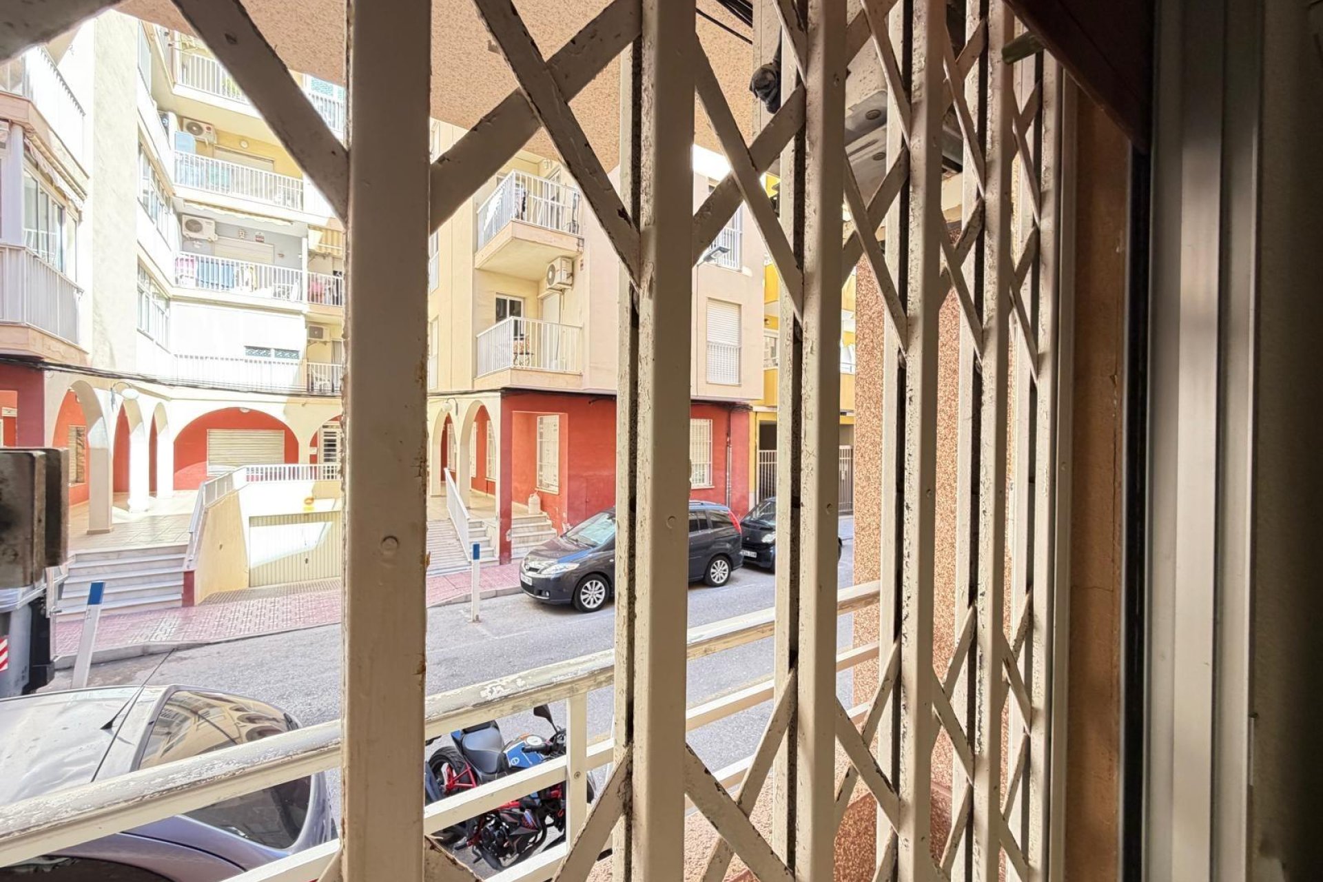 Herverkoop - Appartement -
Torrevieja - Las Piscinas Naturales