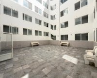 Herverkoop - Appartement -
Torrevieja - Las Piscinas Naturales