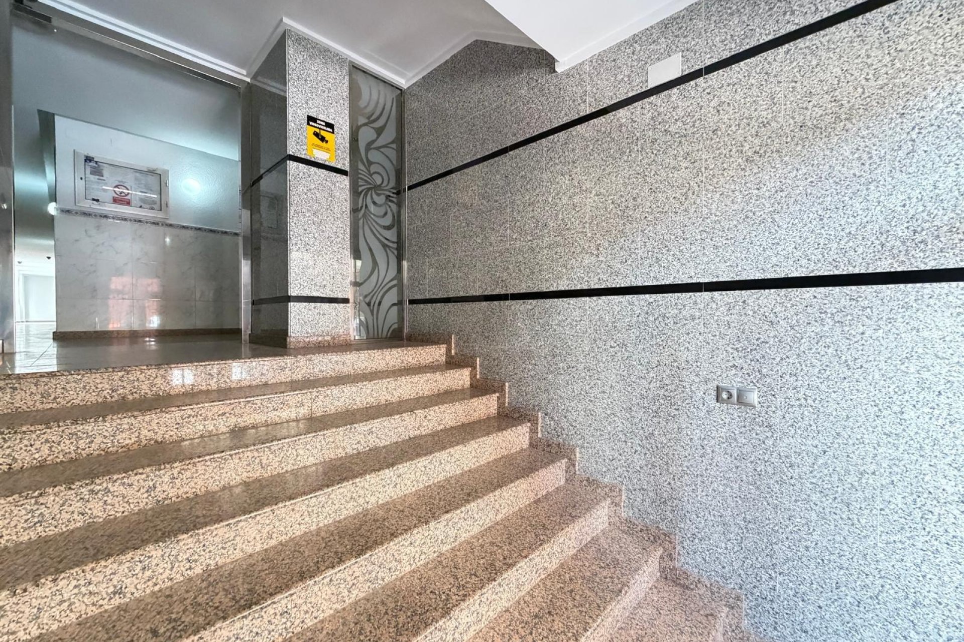 Herverkoop - Appartement -
Torrevieja - Las Piscinas Naturales