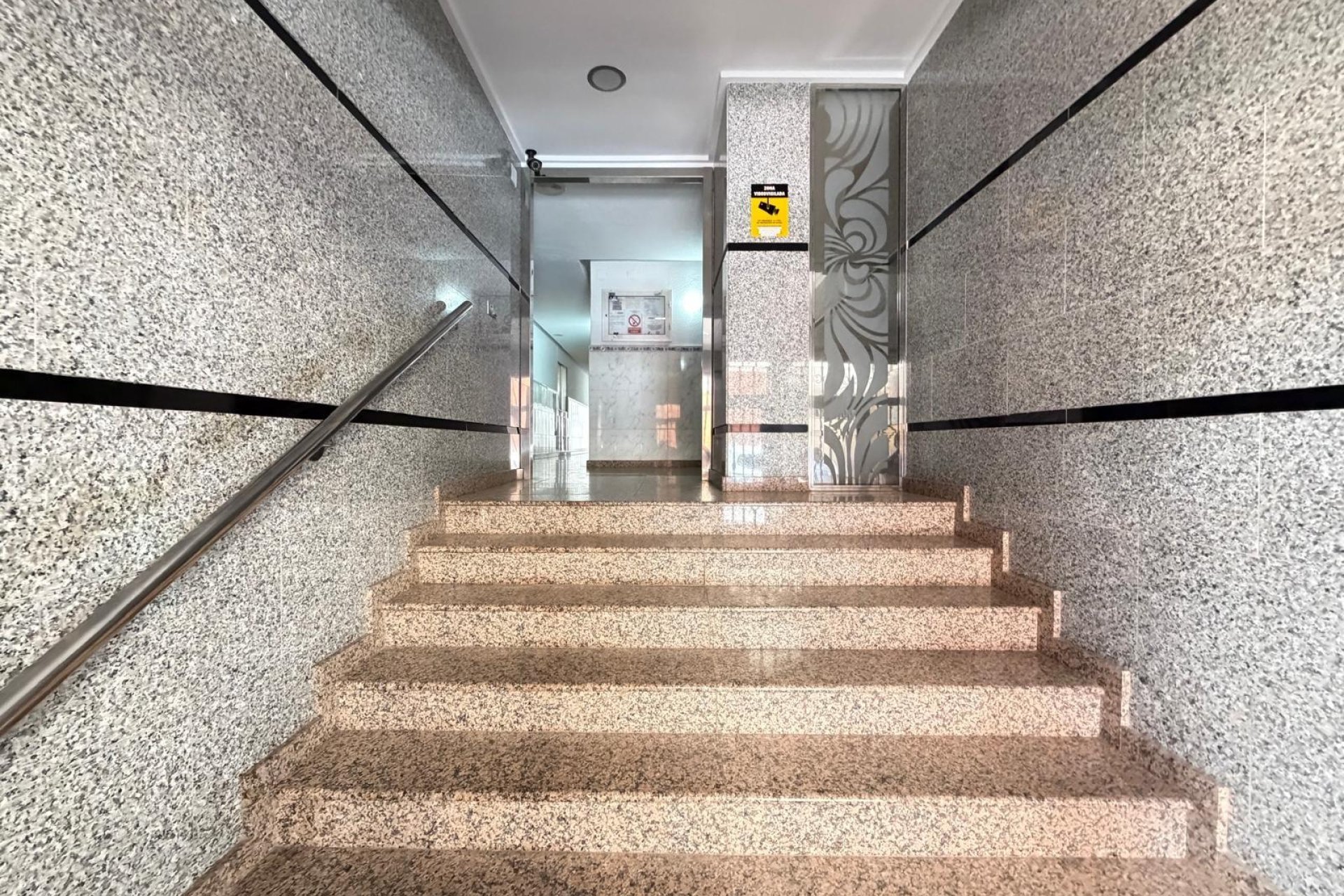 Herverkoop - Appartement -
Torrevieja - Las Piscinas Naturales