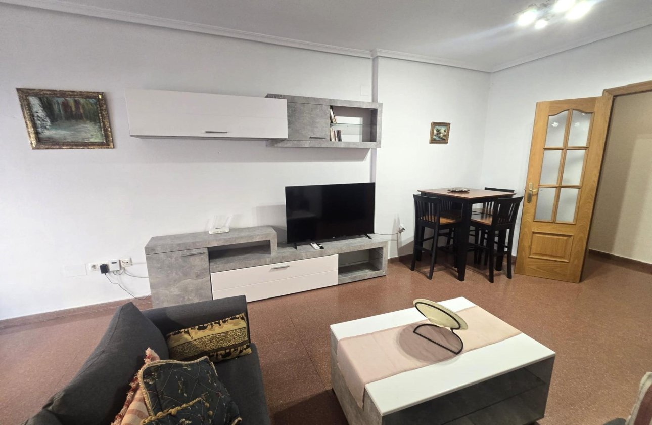 Herverkoop - Appartement -
Torrevieja - Las Piscinas Naturales