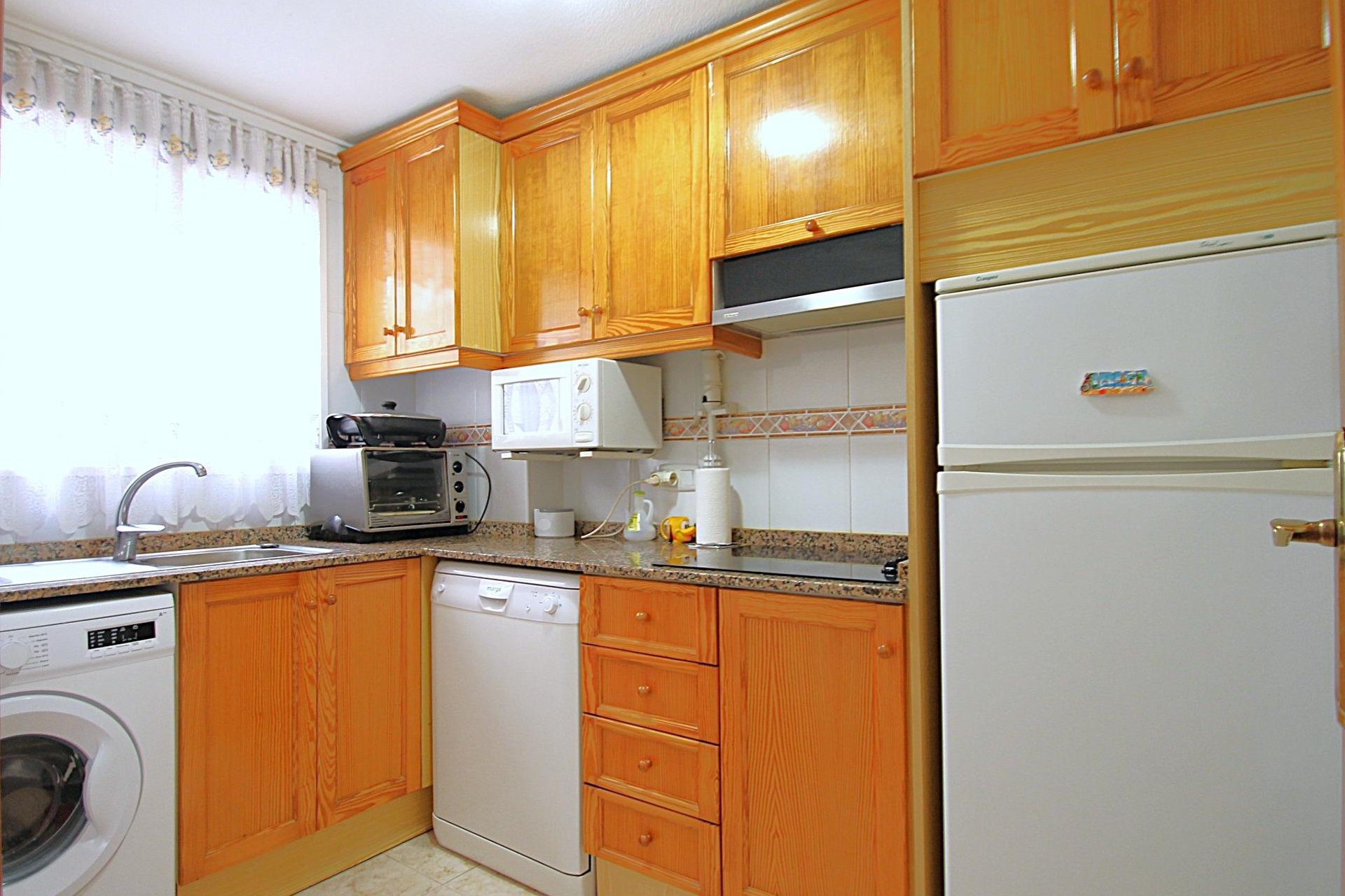 Herverkoop - Appartement -
Torrevieja - Las Piscinas Naturales