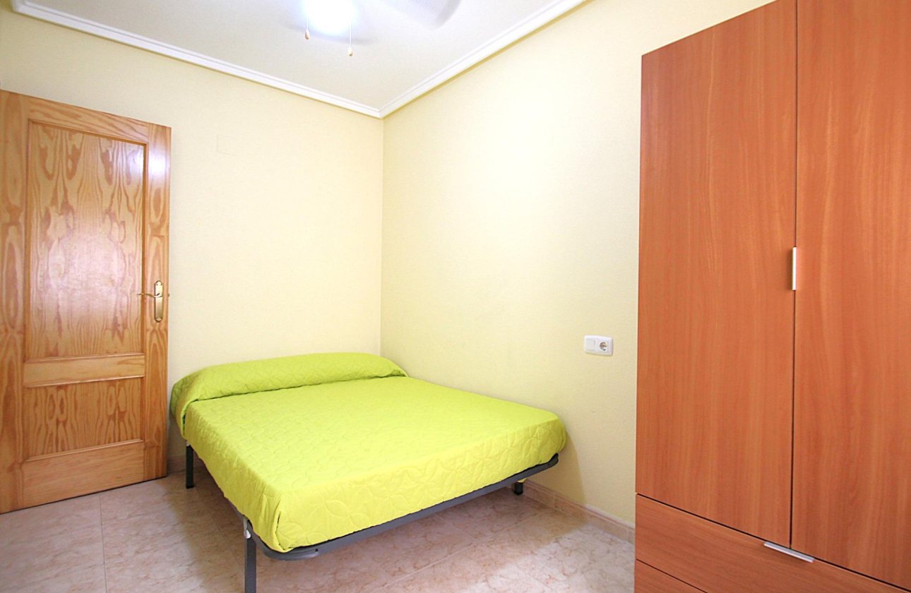 Herverkoop - Appartement -
Torrevieja - Las Piscinas Naturales