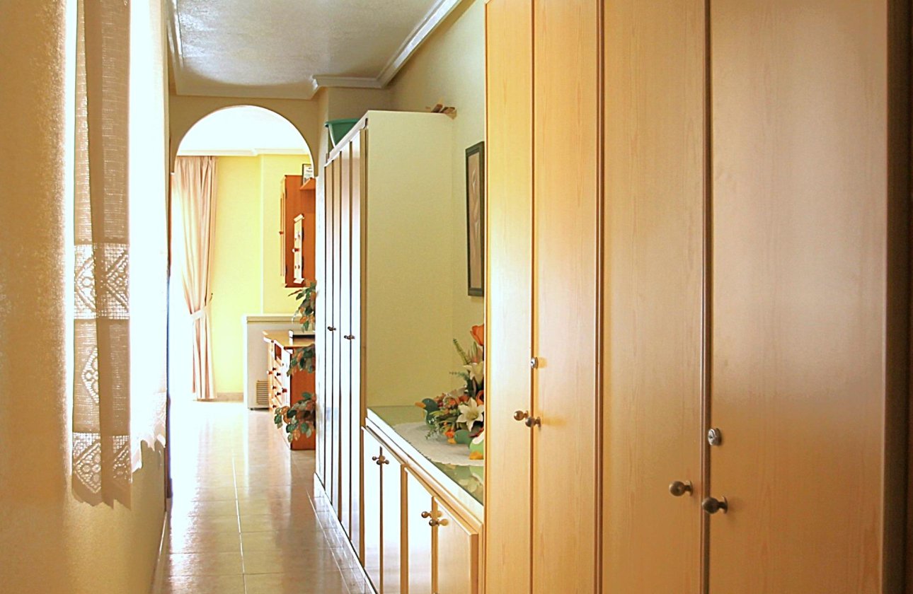 Herverkoop - Appartement -
Torrevieja - Las Piscinas Naturales