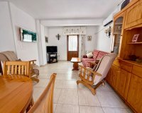 Herverkoop - Appartement -
Torrevieja - Los Europeos