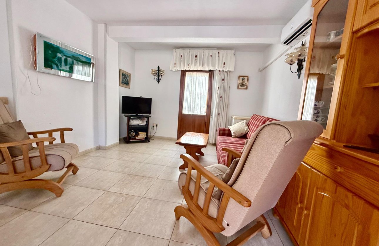 Herverkoop - Appartement -
Torrevieja - Los Europeos