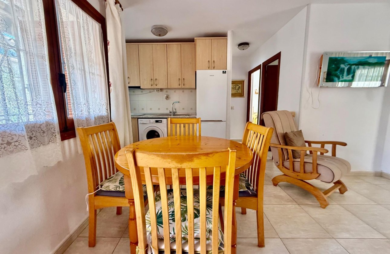 Herverkoop - Appartement -
Torrevieja - Los Europeos