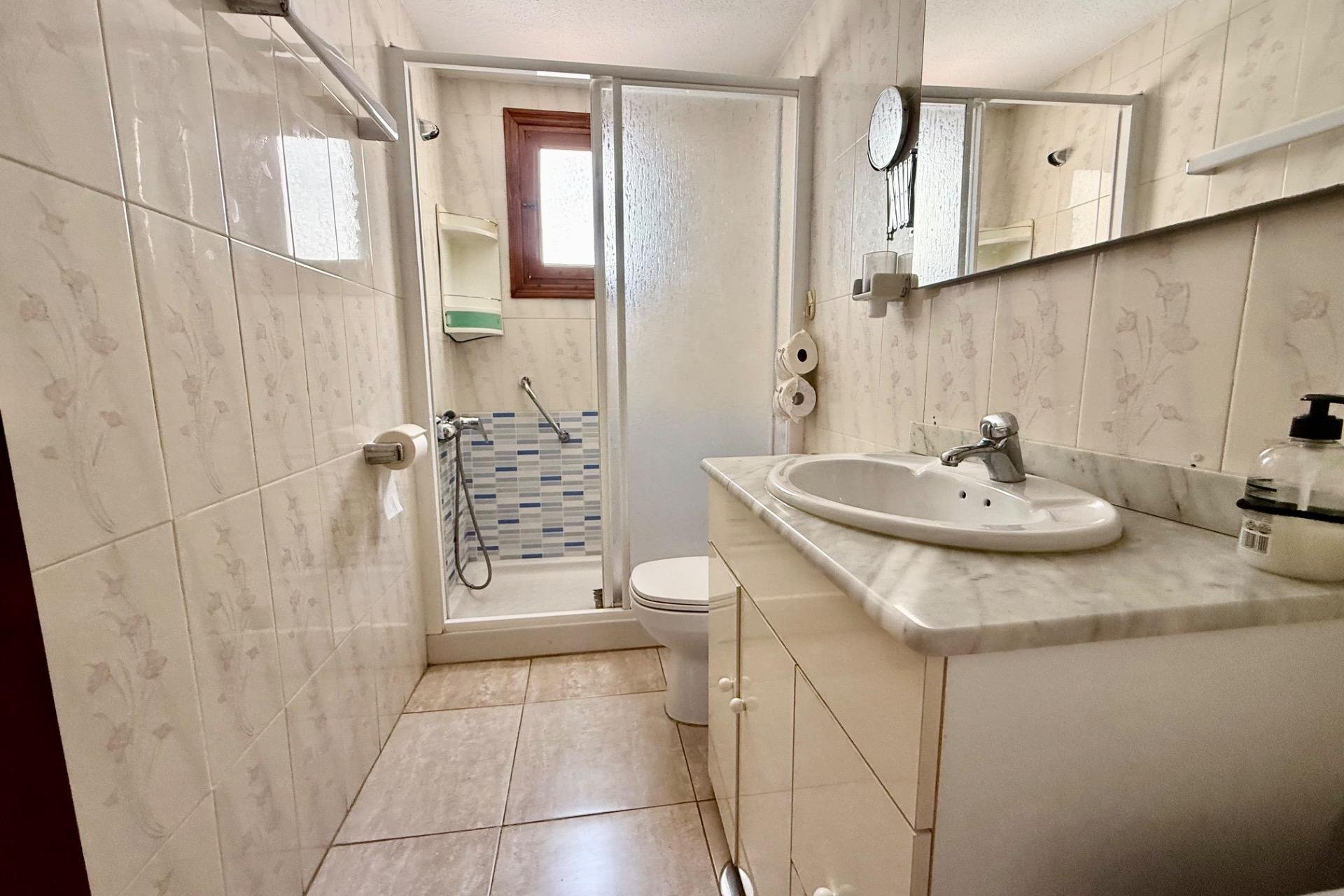 Herverkoop - Appartement -
Torrevieja - Los Europeos