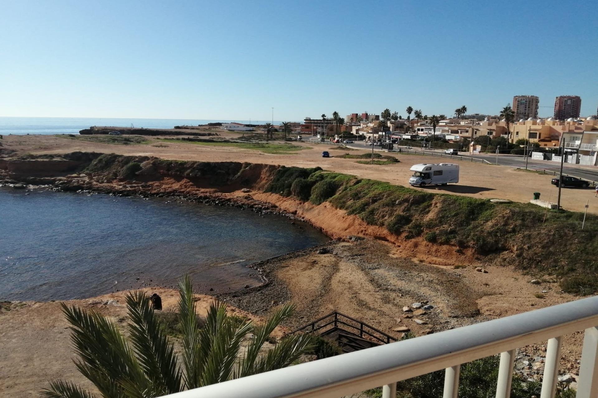 Herverkoop - Appartement -
Torrevieja - Los Frutales