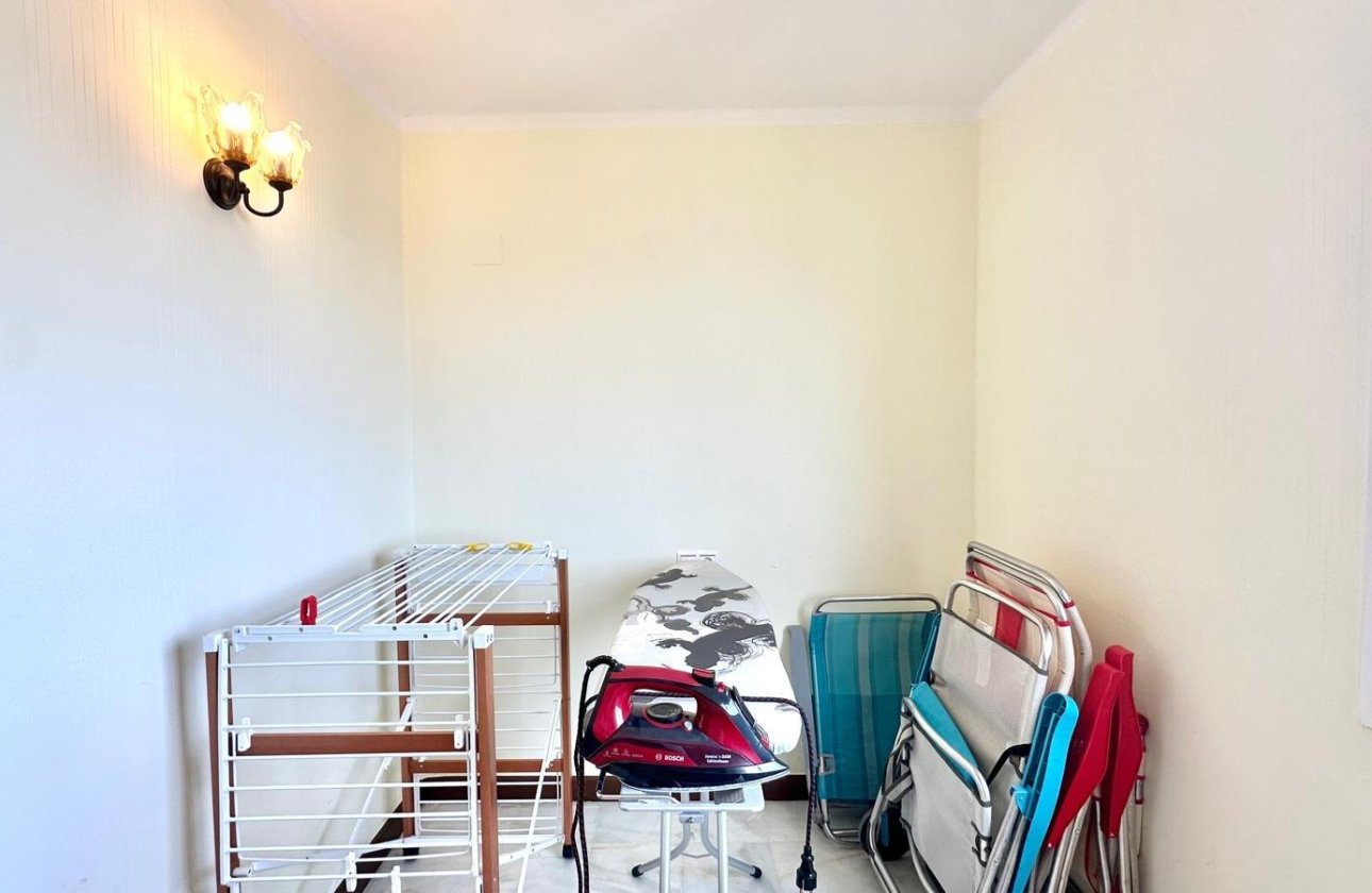 Herverkoop - Appartement -
Torrevieja - Los Frutales