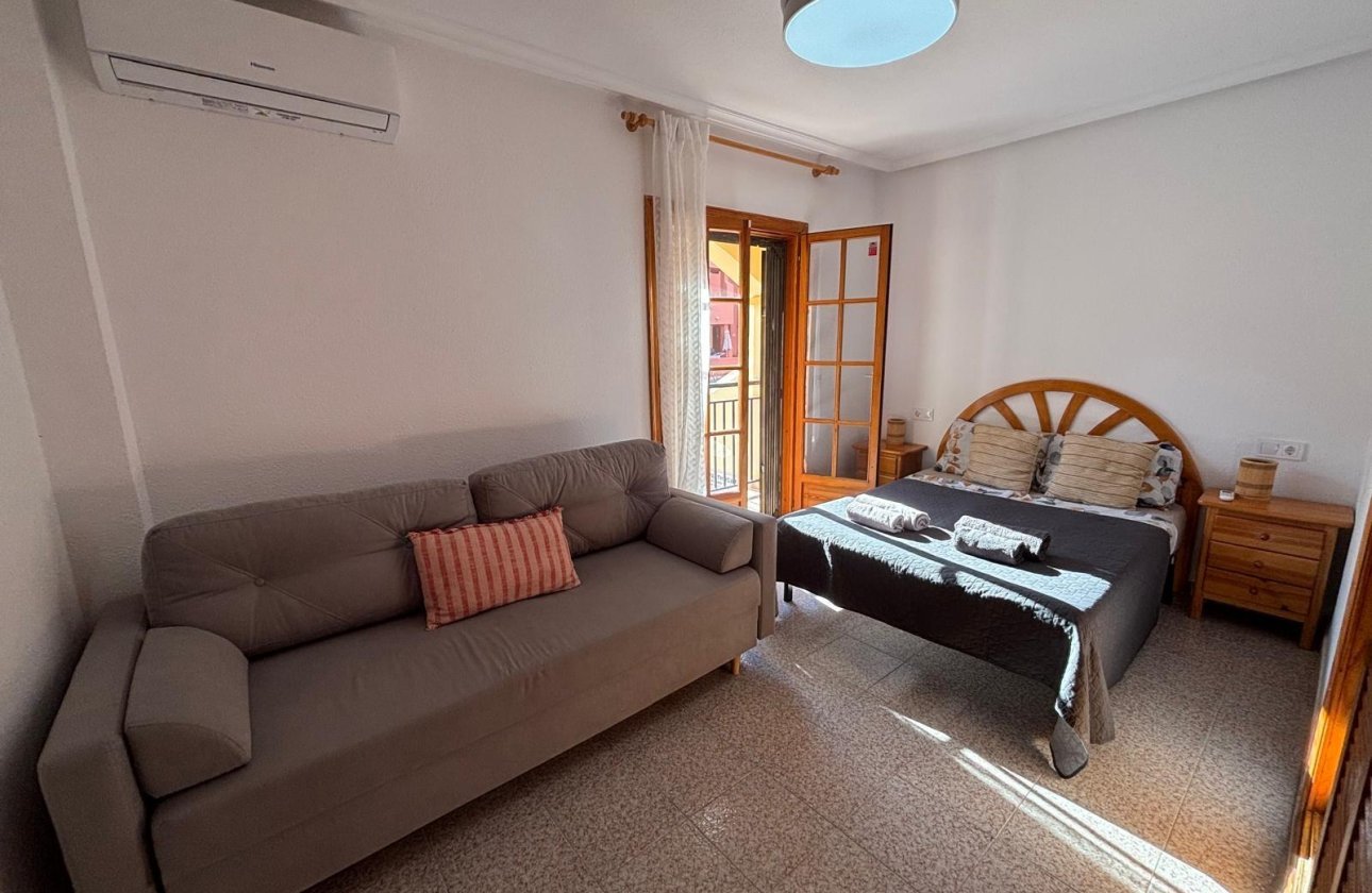 Herverkoop - Appartement -
Torrevieja - Los Frutales