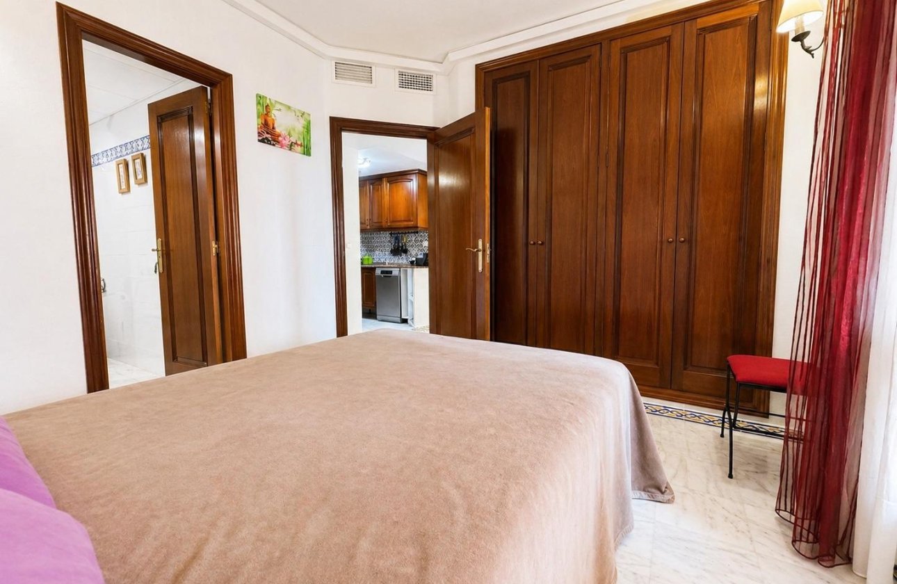 Herverkoop - Appartement -
Torrevieja - Los Frutales
