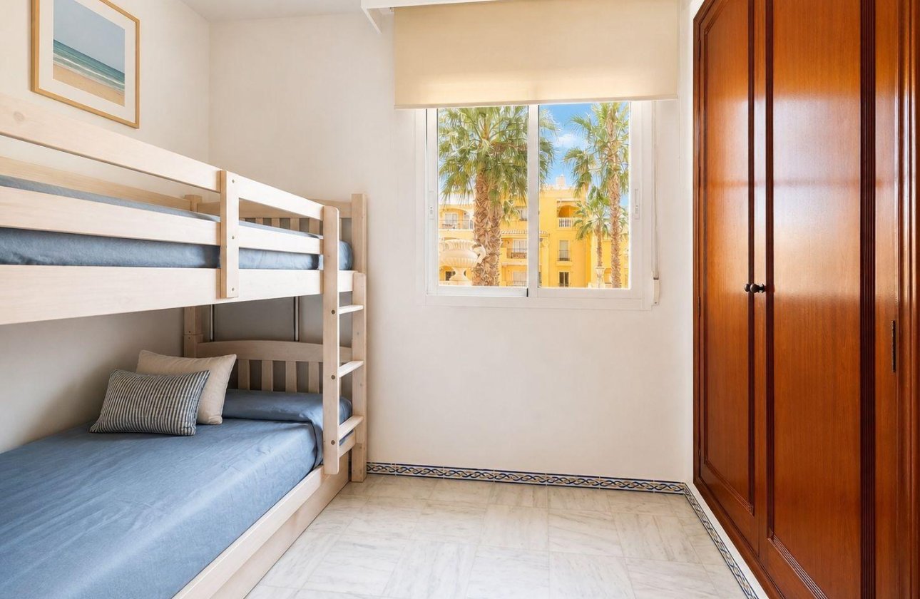 Herverkoop - Appartement -
Torrevieja - Los Frutales