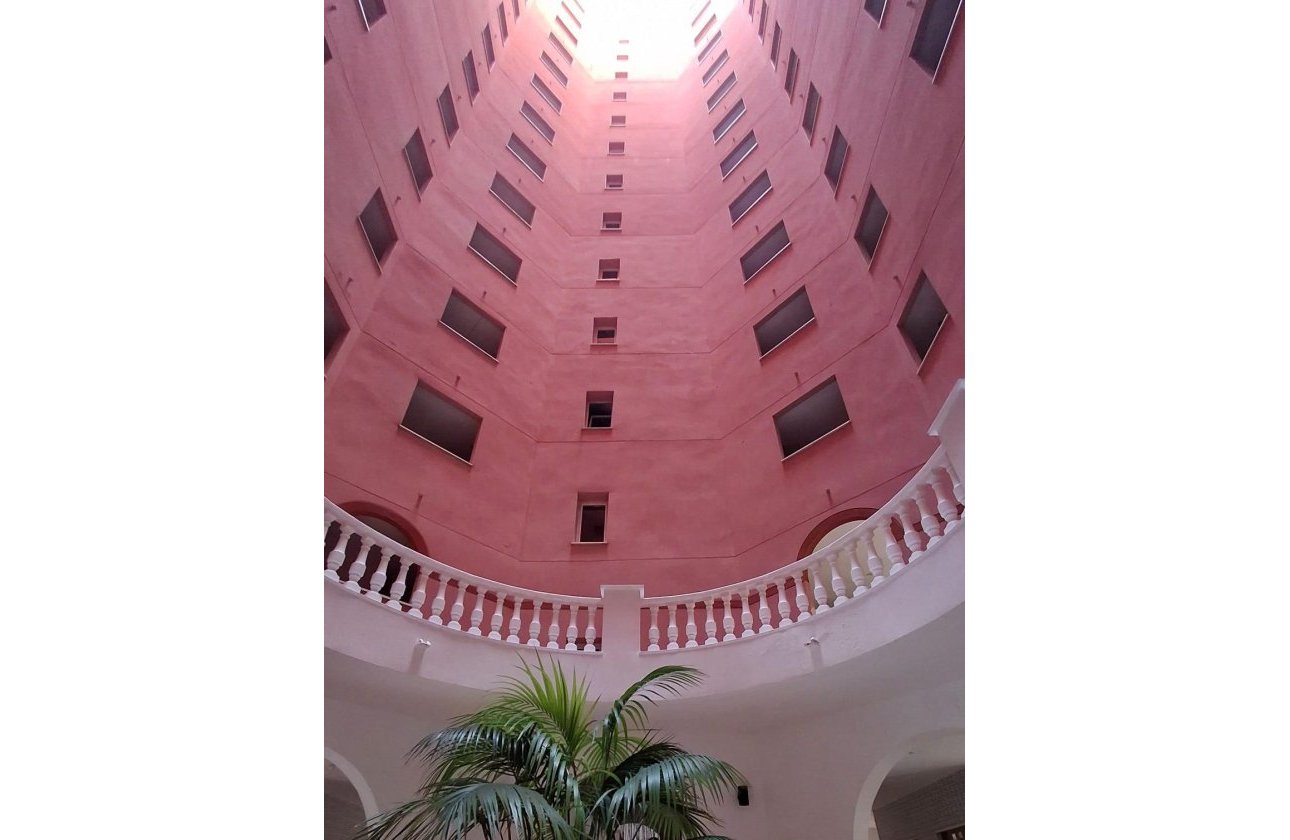 Herverkoop - Appartement -
Torrevieja - Los Frutales