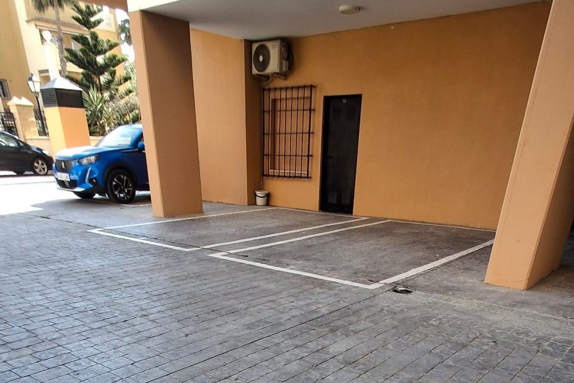 Herverkoop - Appartement -
Torrevieja - Los Frutales