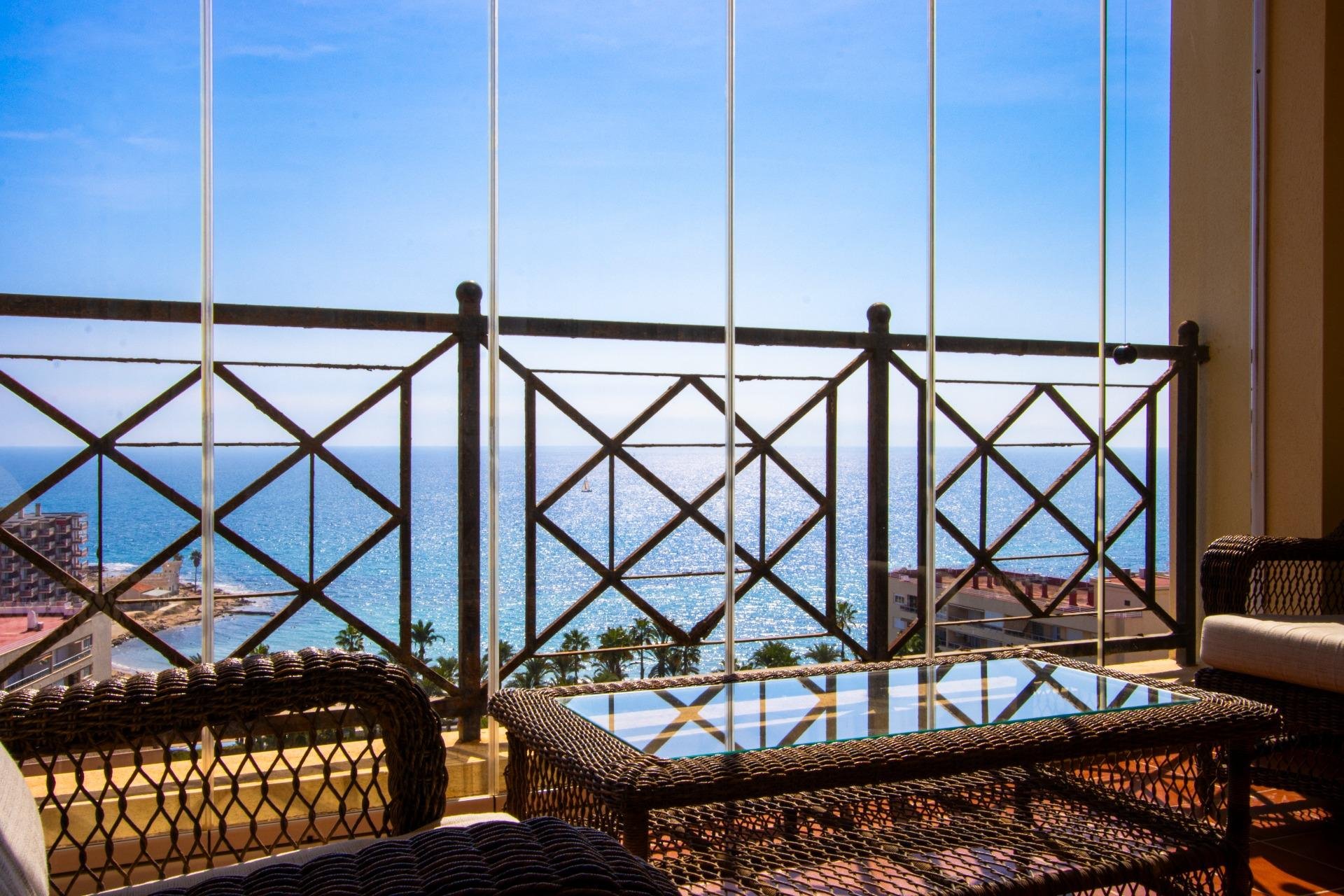 Herverkoop - Appartement -
Torrevieja - Los Frutales