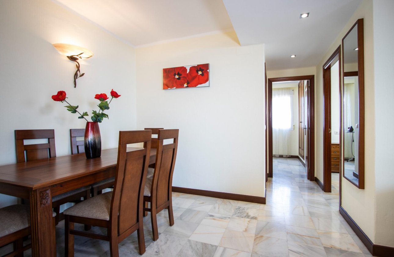 Herverkoop - Appartement -
Torrevieja - Los Frutales