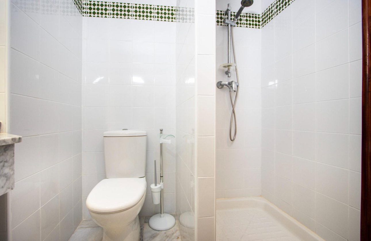 Herverkoop - Appartement -
Torrevieja - Los Frutales