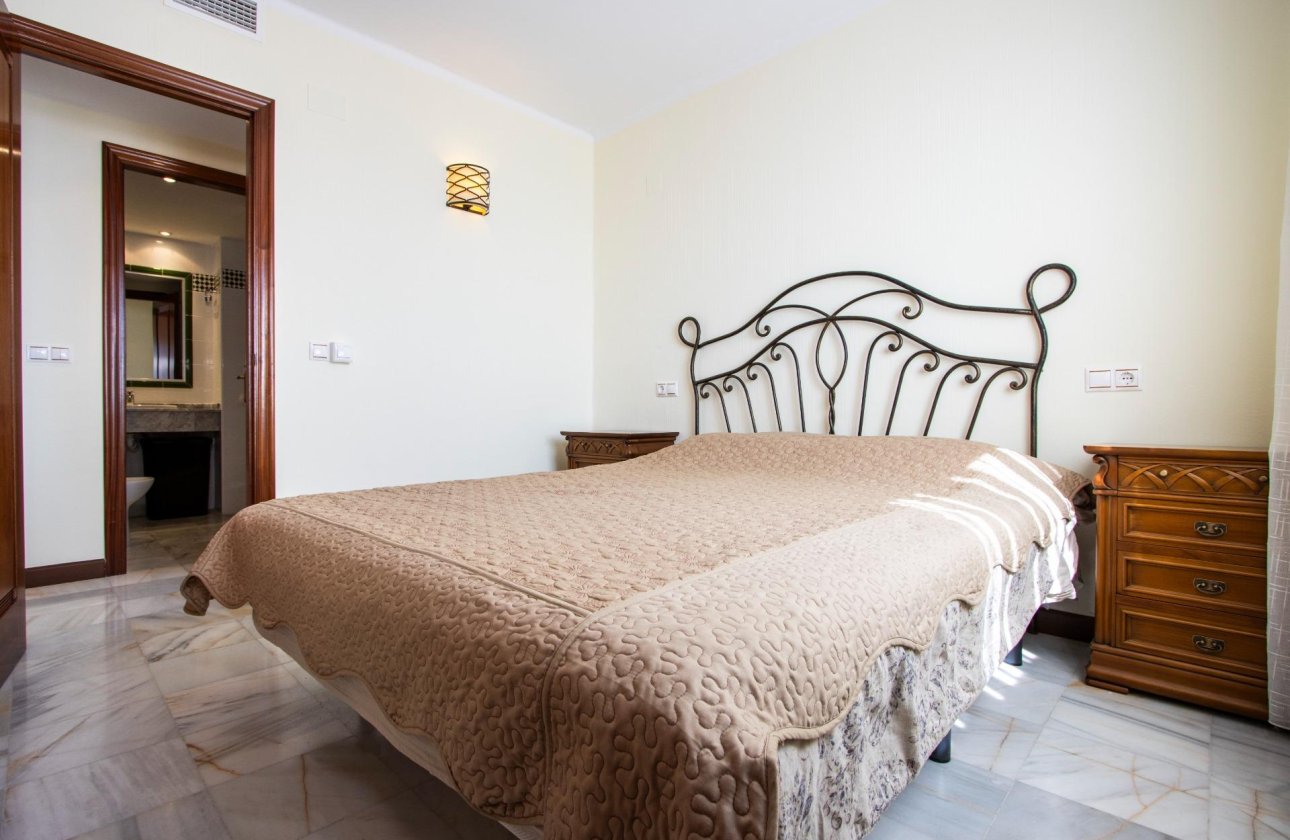 Herverkoop - Appartement -
Torrevieja - Los Frutales