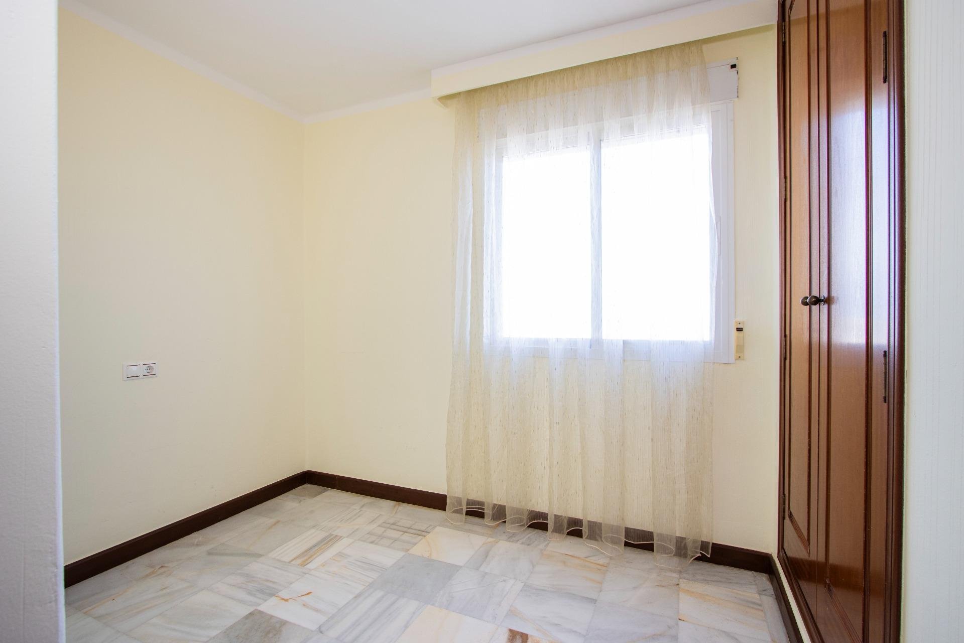 Herverkoop - Appartement -
Torrevieja - Los Frutales