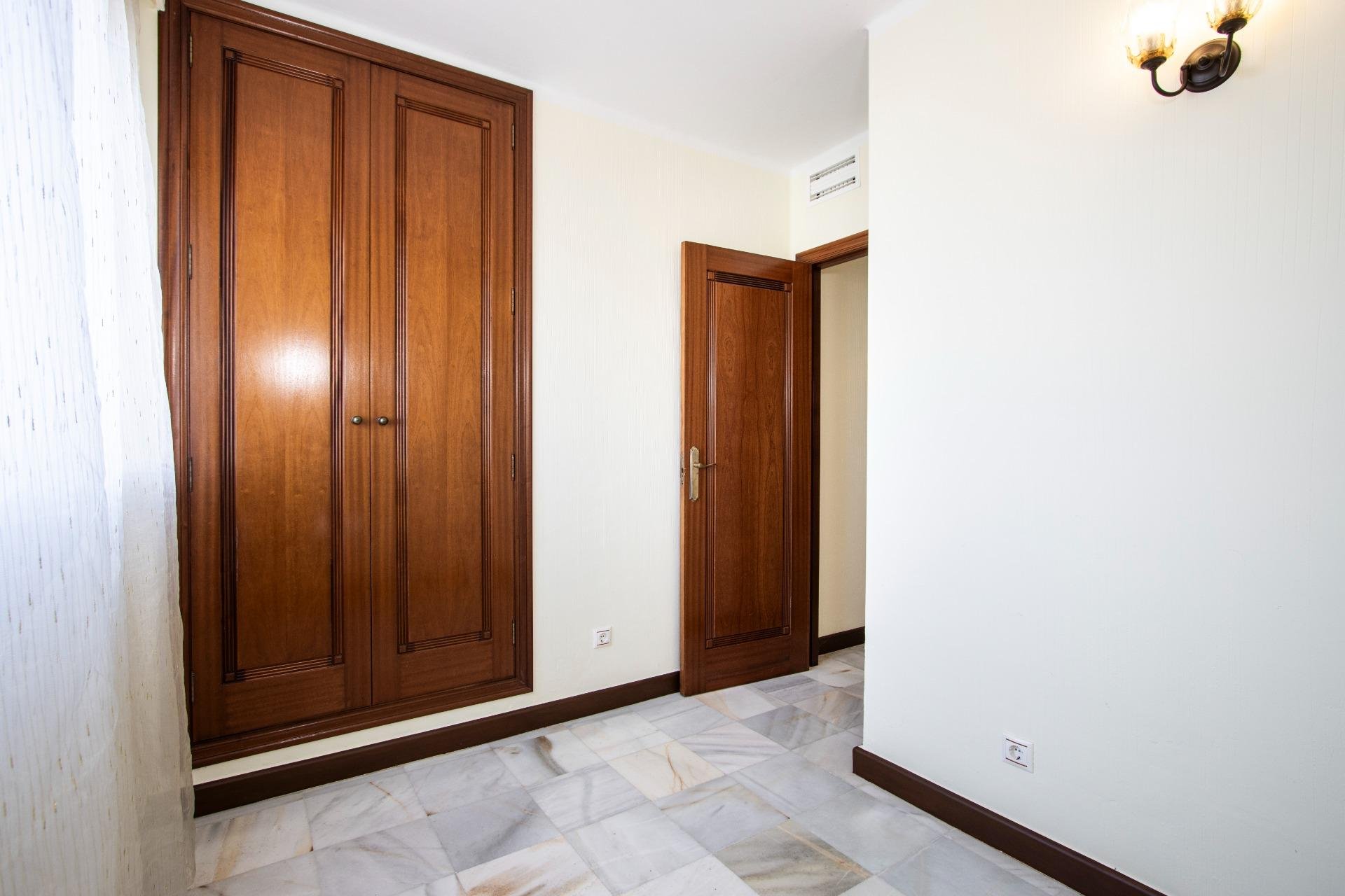 Herverkoop - Appartement -
Torrevieja - Los Frutales